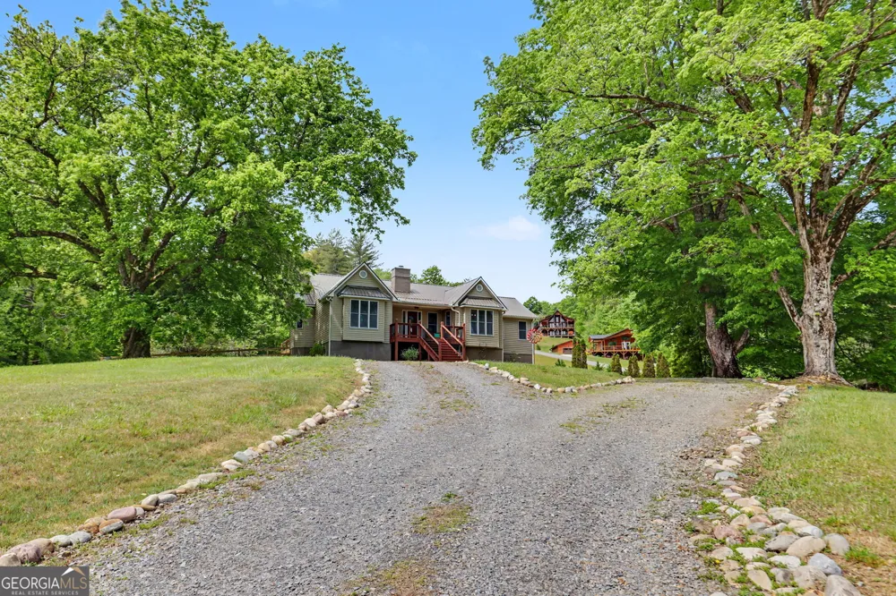 12 Chastain RD Murphy, NC 28906
