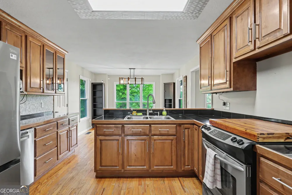 12 Chastain RD Murphy, NC 28906
