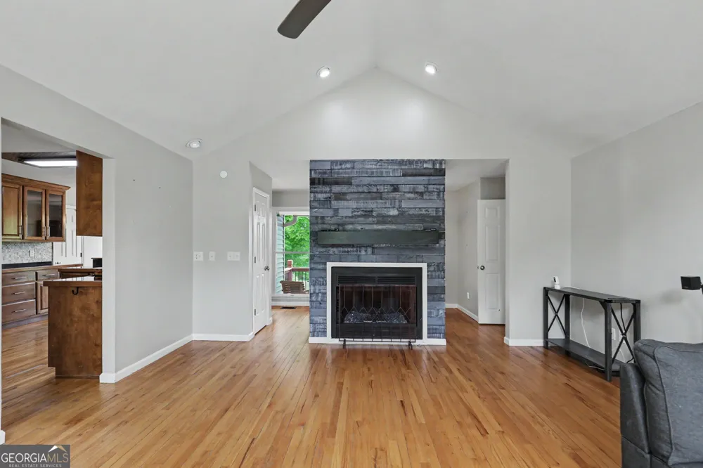 12 Chastain RD Murphy, NC 28906