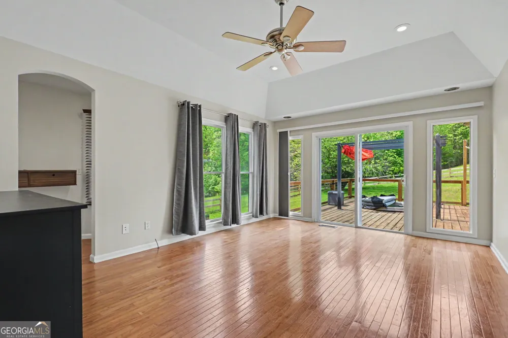12 Chastain RD Murphy, NC 28906