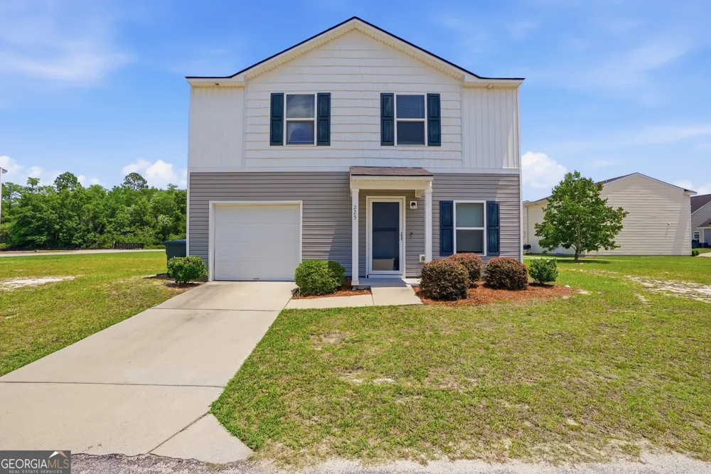 225 Rendell Hinesville, GA 31313