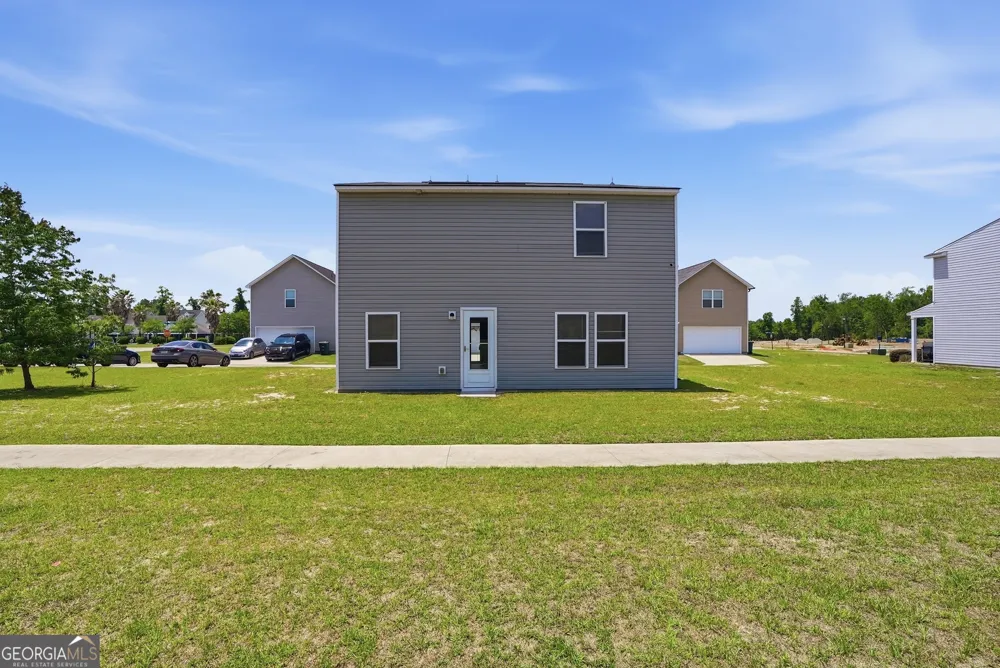 225 Rendell Hinesville, GA 31313