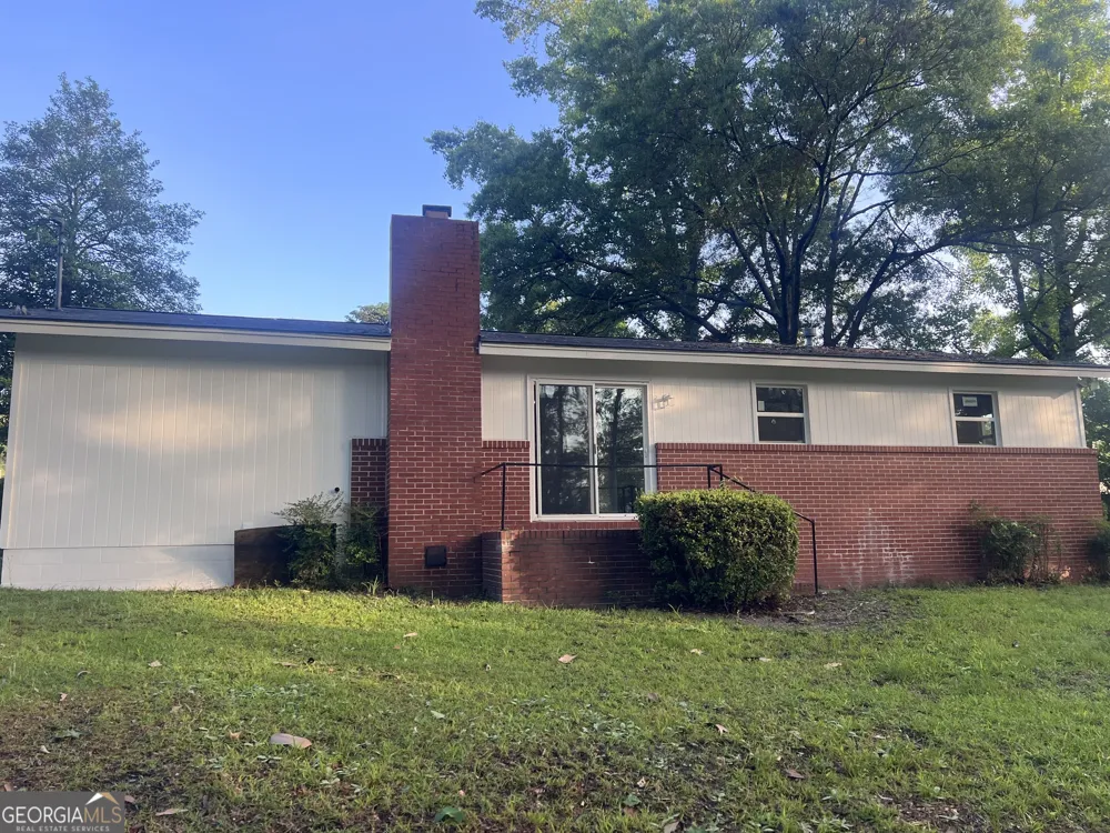 5506 Bacon AVE Eastman, GA 31023