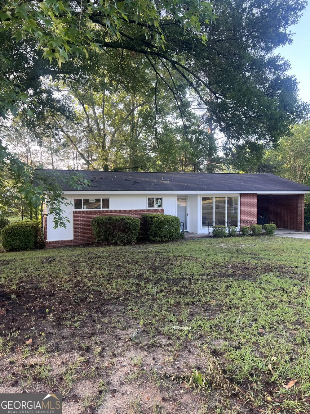 5506 Bacon AVE Eastman, GA 31023