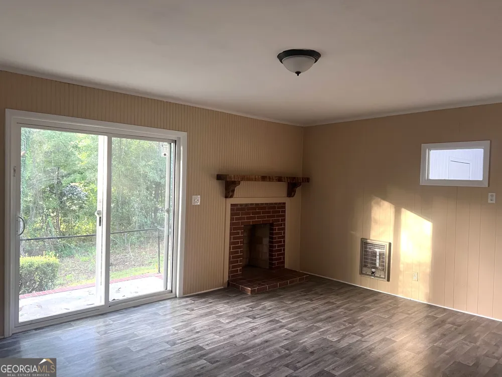 5506 Bacon AVE Eastman, GA 31023