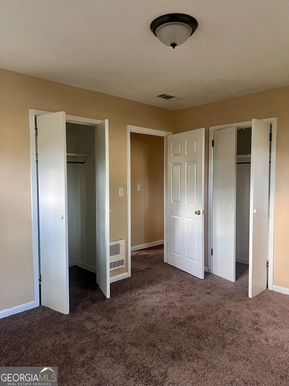5506 Bacon AVE Eastman, GA 31023