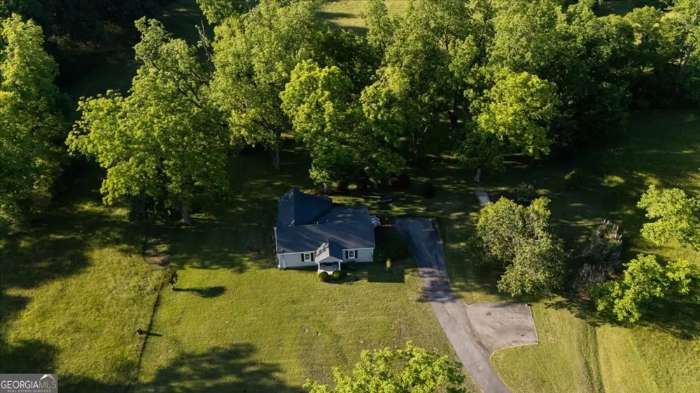 214 Howard Roberts RD Gray, GA 31032