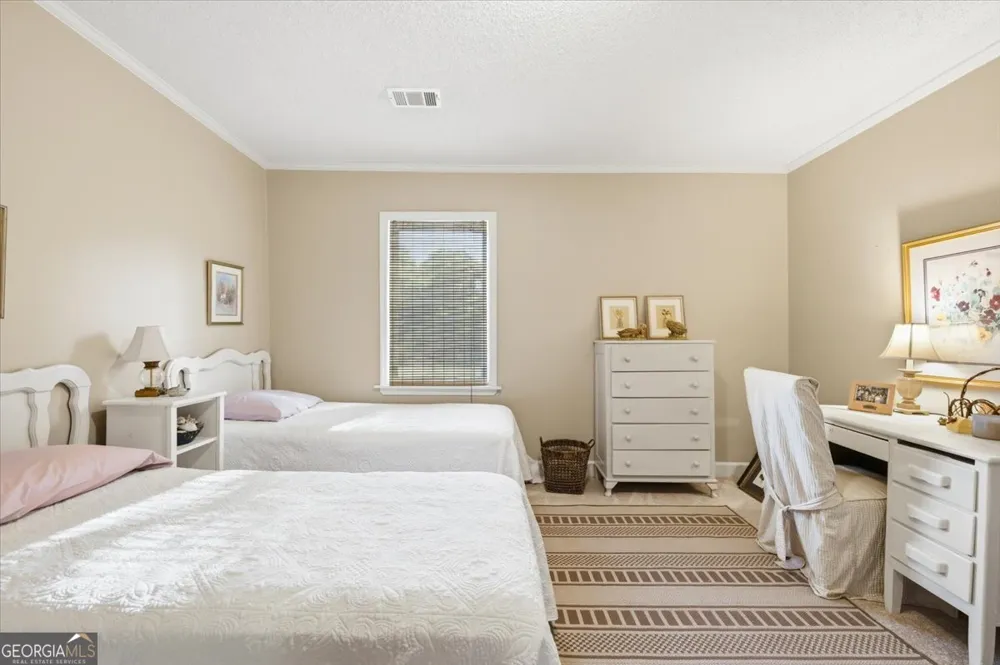 214 Howard Roberts RD Gray, GA 31032