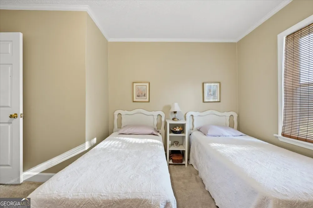 214 Howard Roberts RD Gray, GA 31032