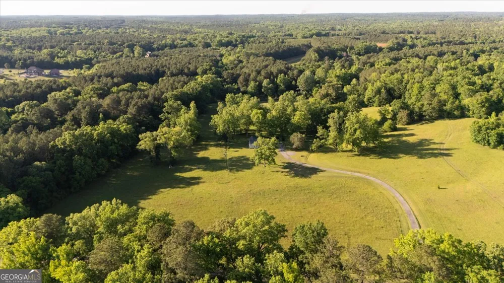 214 Howard Roberts RD Gray, GA 31032