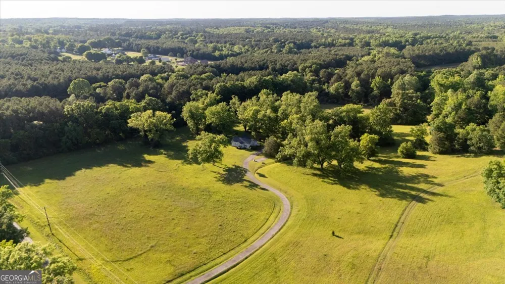 214 Howard Roberts RD Gray, GA 31032