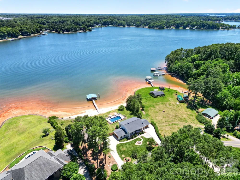 615 Kenway Loop Mooresville, NC 28117