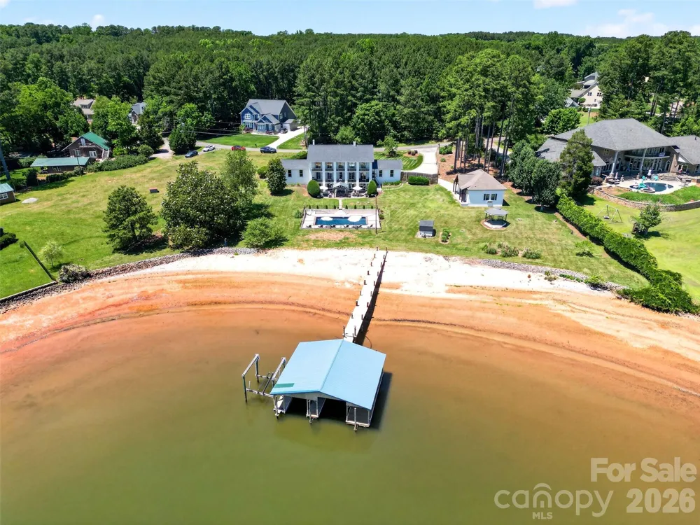 615 Kenway Loop Mooresville, NC 28117
