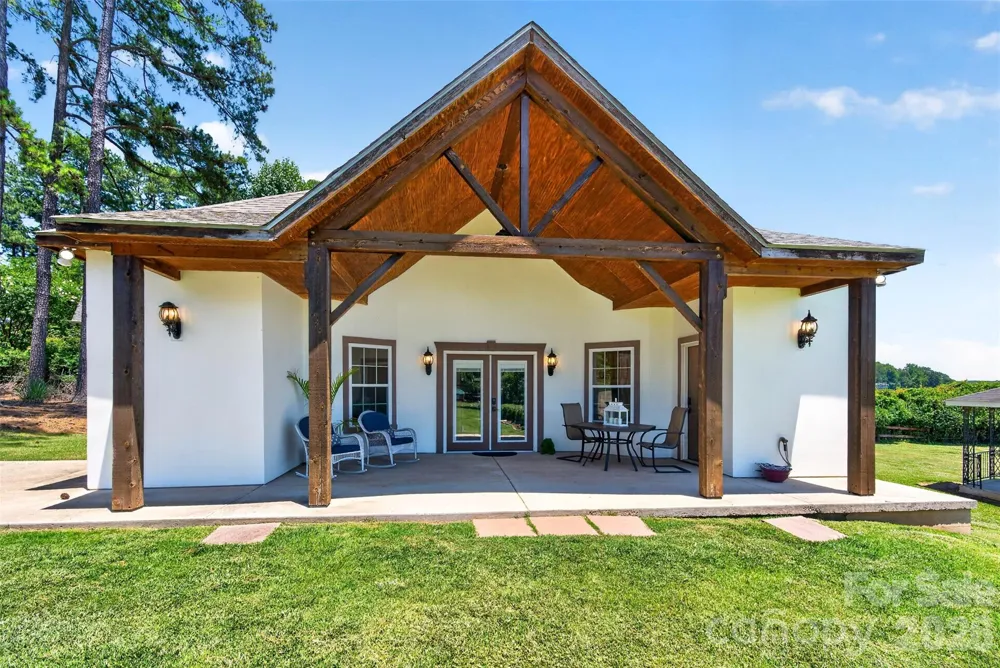 615 Kenway Loop Mooresville, NC 28117