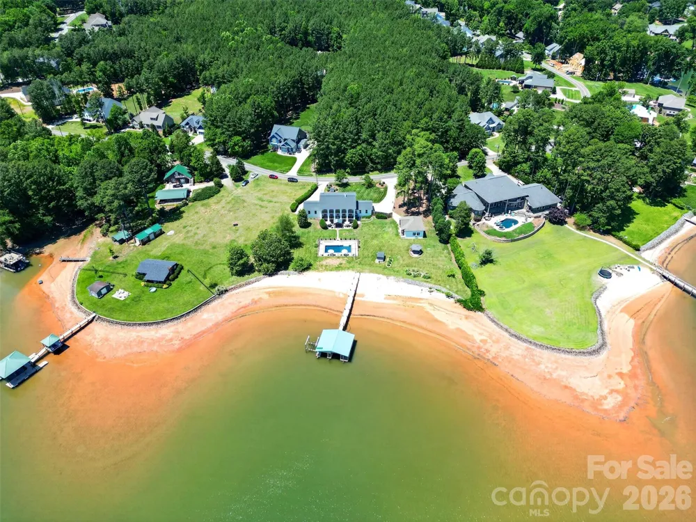615 Kenway Loop Mooresville, NC 28117