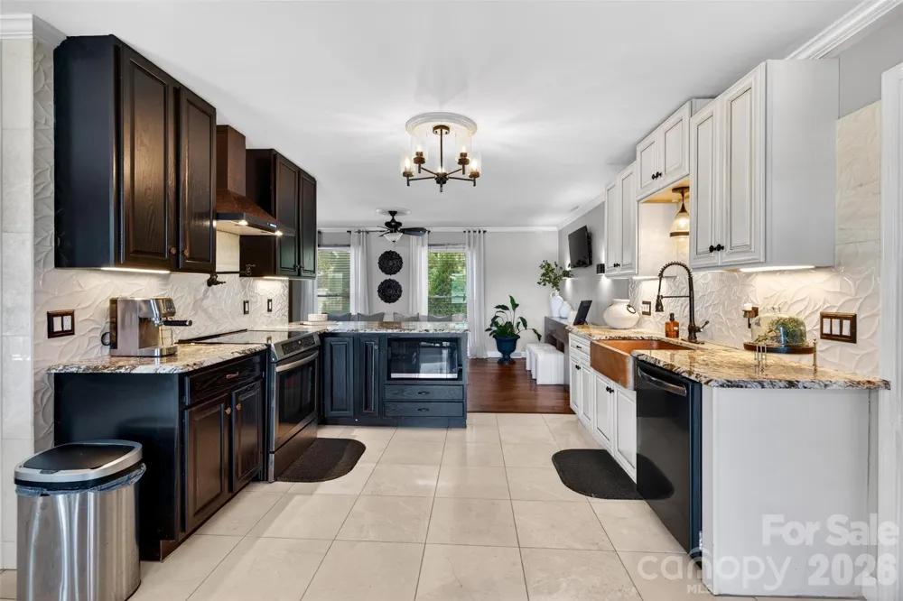 615 Kenway Loop Mooresville, NC 28117