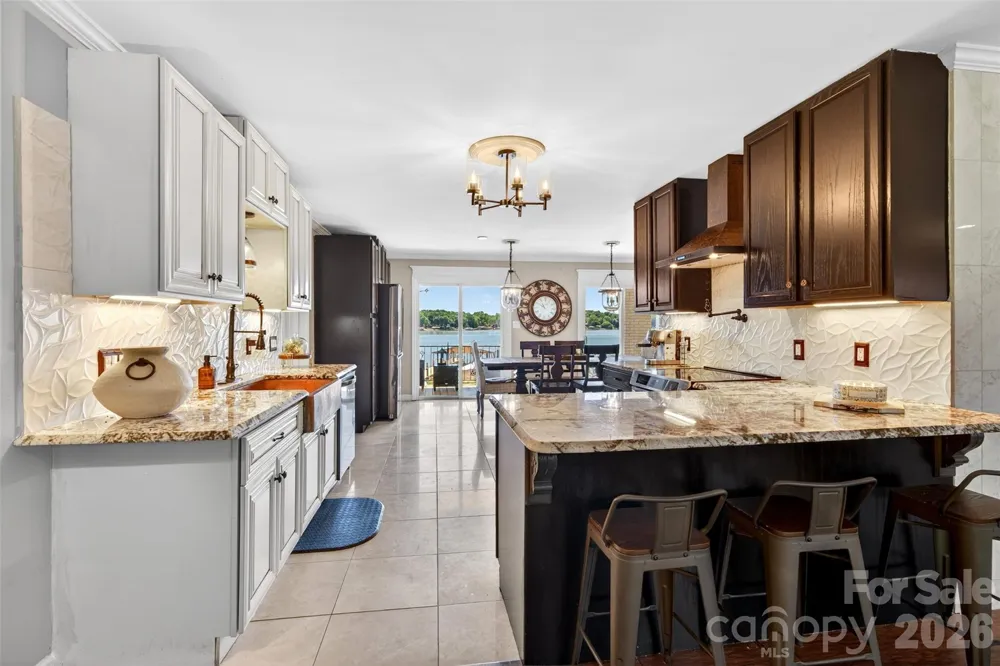 615 Kenway Loop Mooresville, NC 28117