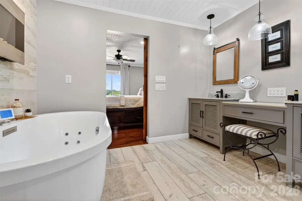 615 Kenway Loop Mooresville, NC 28117