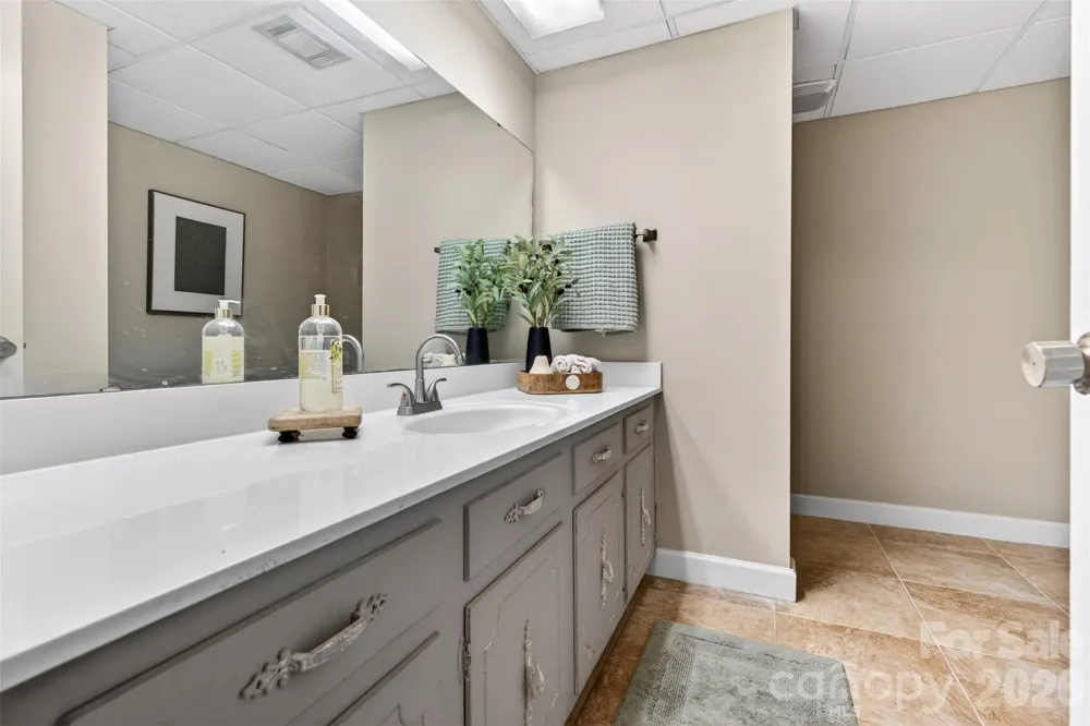 615 Kenway Loop Mooresville, NC 28117
