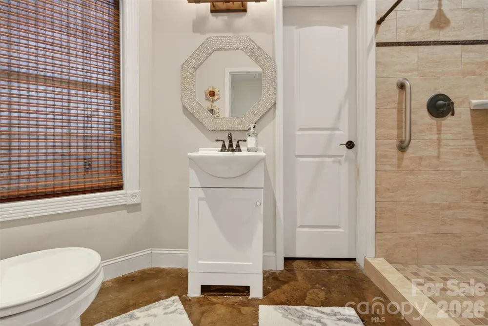 615 Kenway Loop Mooresville, NC 28117