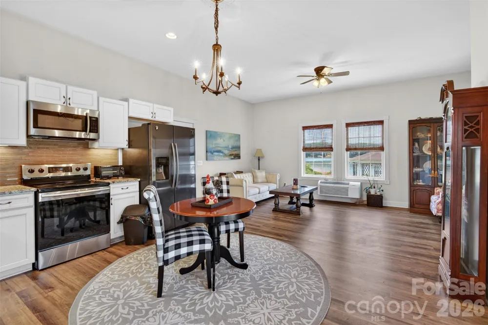 615 Kenway Loop Mooresville, NC 28117