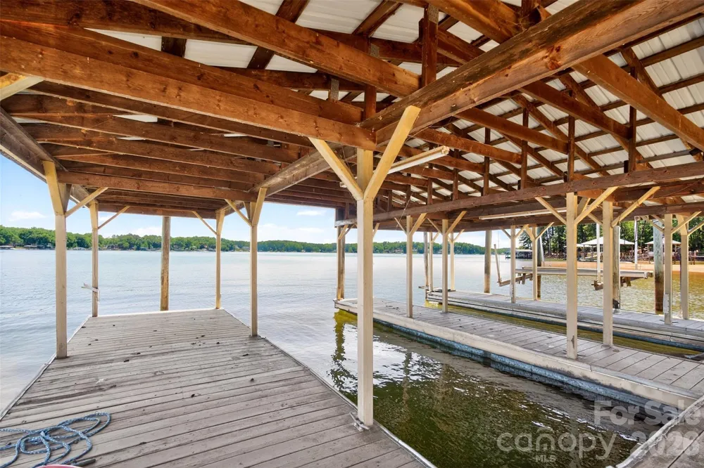 615 Kenway Loop Mooresville, NC 28117