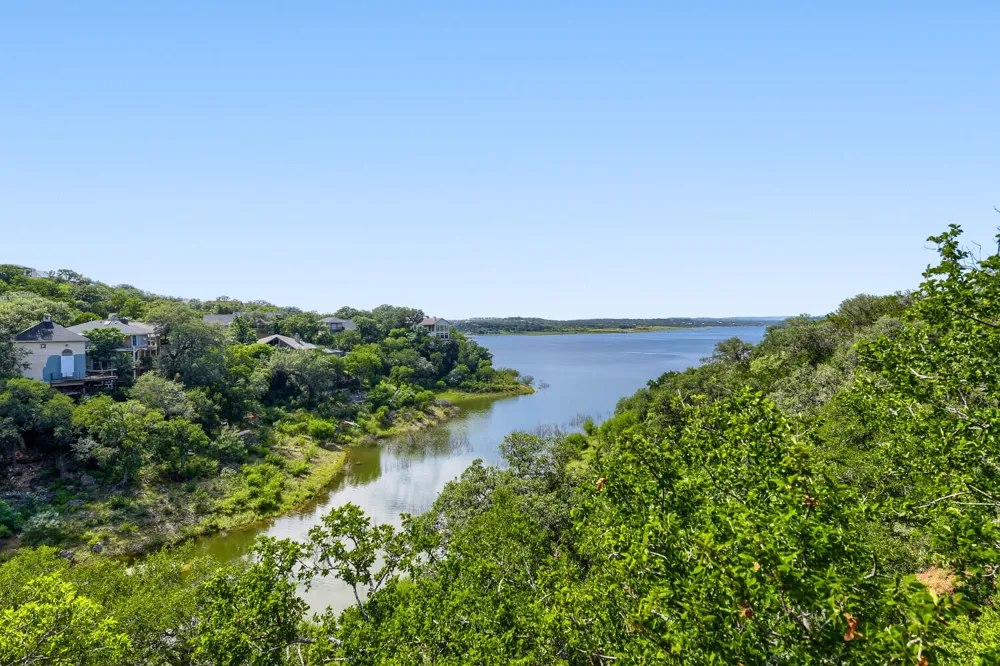 509 Coventry Road Spicewood, TX 78669