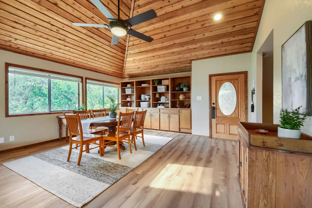 509 Coventry Road Spicewood, TX 78669
