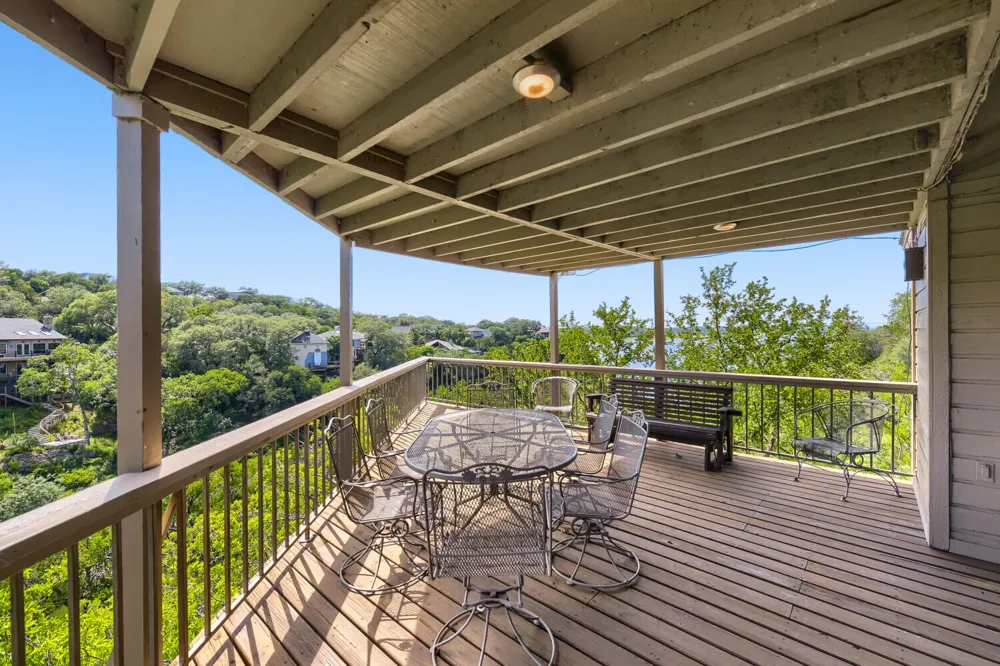 509 Coventry Road Spicewood, TX 78669