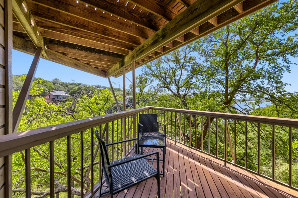 509 Coventry Road Spicewood, TX 78669