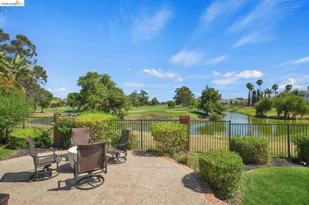 5530 Edgeview DR Discovery Bay, CA 94505