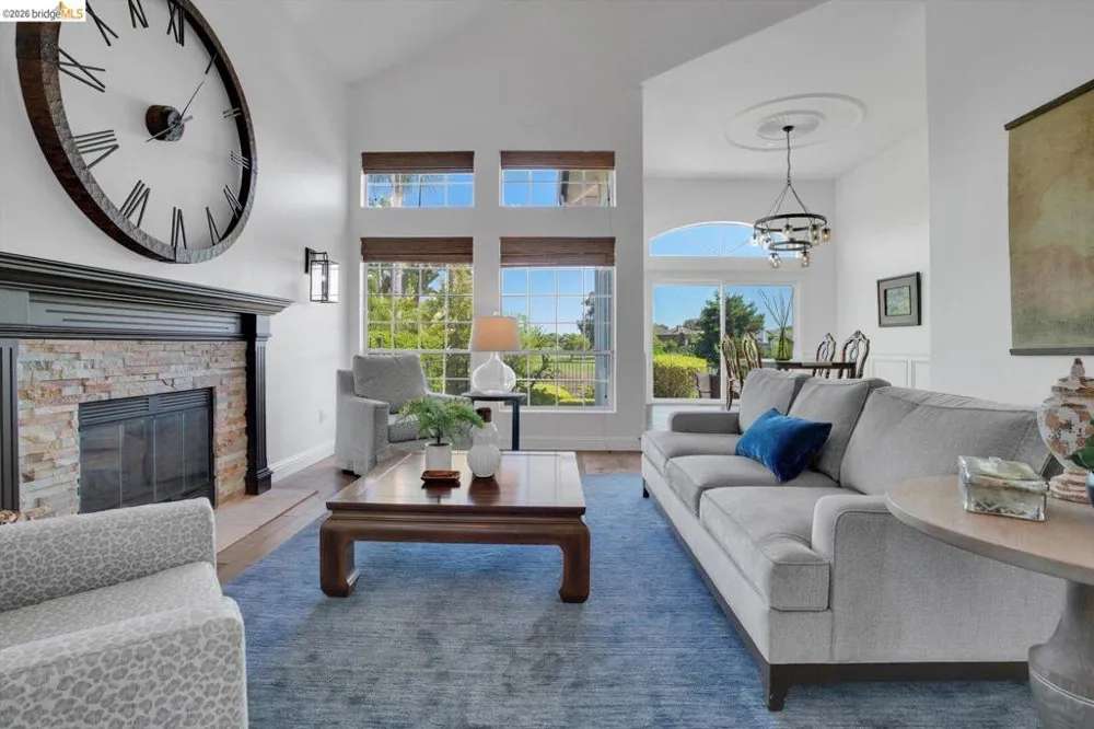 5530 Edgeview DR Discovery Bay, CA 94505