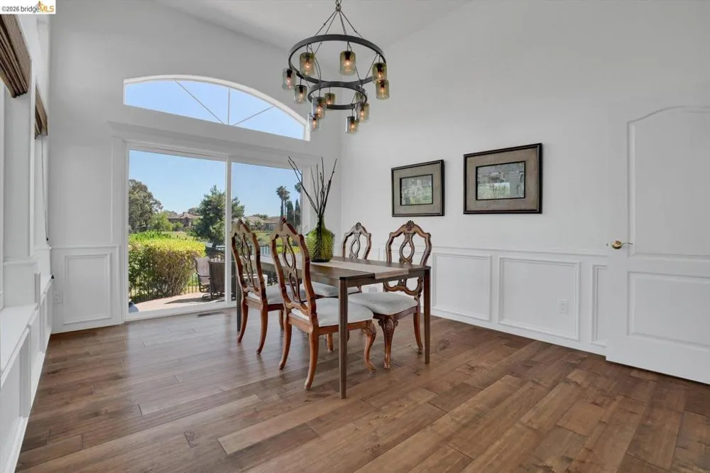5530 Edgeview DR Discovery Bay, CA 94505
