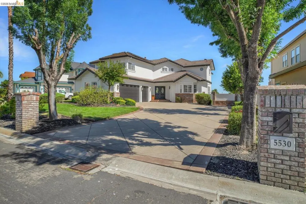 5530 Edgeview DR Discovery Bay, CA 94505