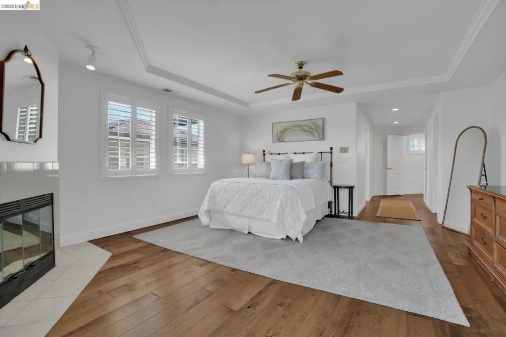 5530 Edgeview DR Discovery Bay, CA 94505