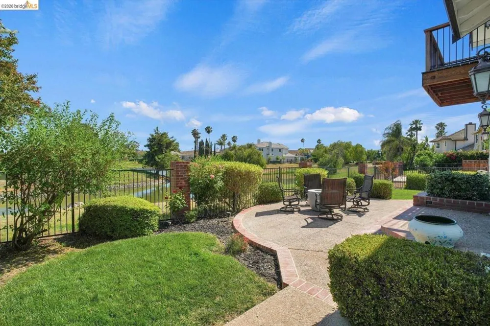 5530 Edgeview DR Discovery Bay, CA 94505