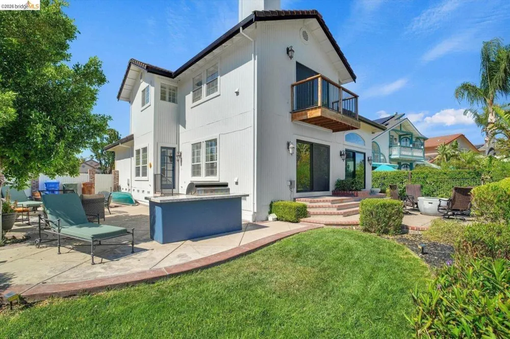 5530 Edgeview DR Discovery Bay, CA 94505