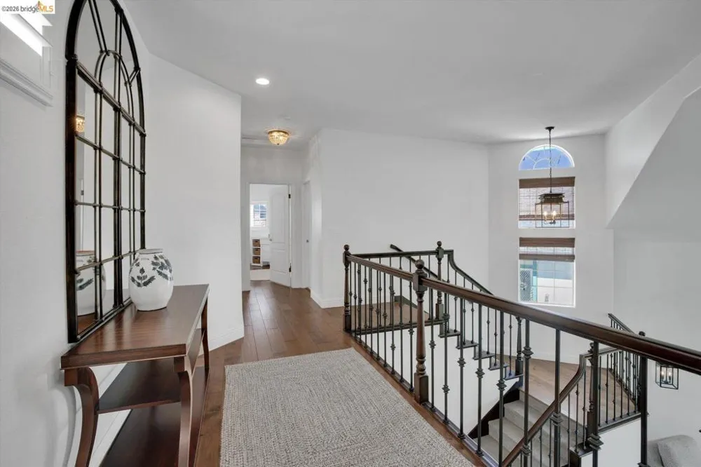 5530 Edgeview DR Discovery Bay, CA 94505
