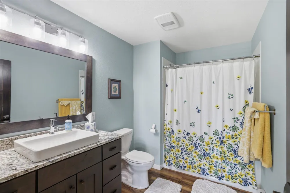 11679 Lakeshore Drive Nashwauk, MN 55769