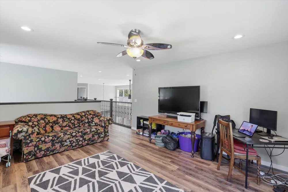 11679 Lakeshore Drive Nashwauk, MN 55769