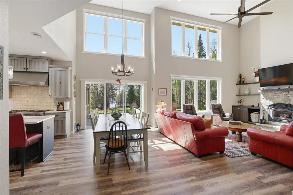 11679 Lakeshore Drive Nashwauk, MN 55769