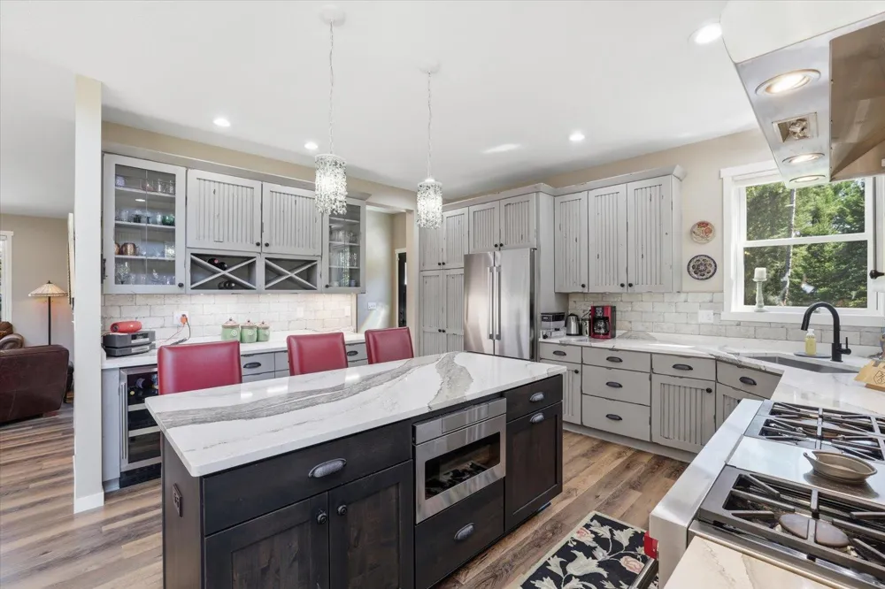 11679 Lakeshore Drive Nashwauk, MN 55769