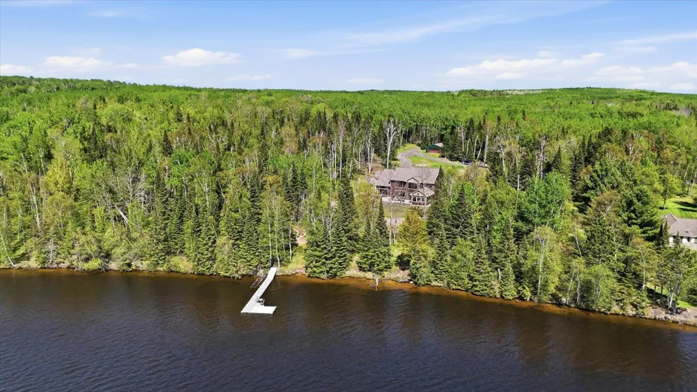 11679 Lakeshore Drive Nashwauk, MN 55769