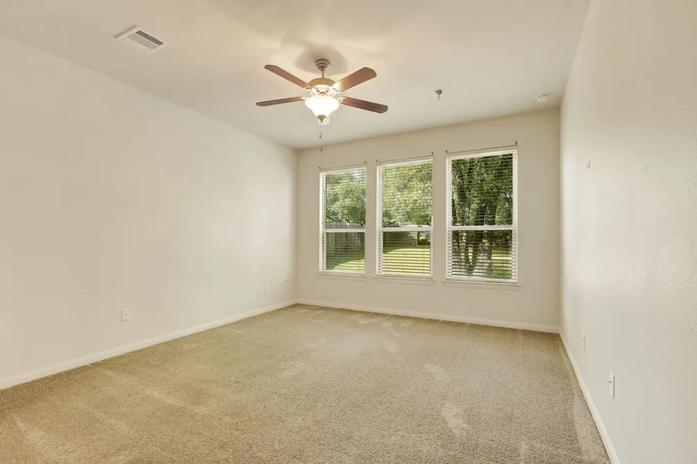 153 Crescent Heights Drive Georgetown, TX 78628