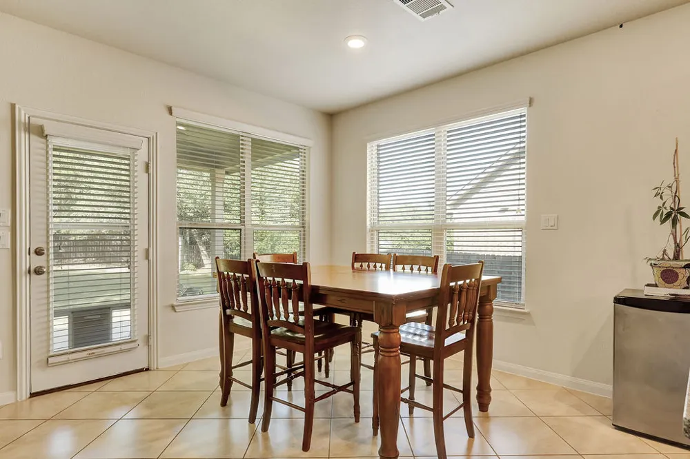 153 Crescent Heights Drive Georgetown, TX 78628