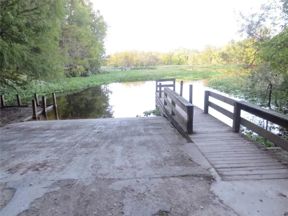 16865 SE 3RD PLACE Silver Springs, FL 34488