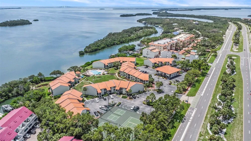 1515 PINELLAS BAYWAY S #26 St Petersburg, FL 33715