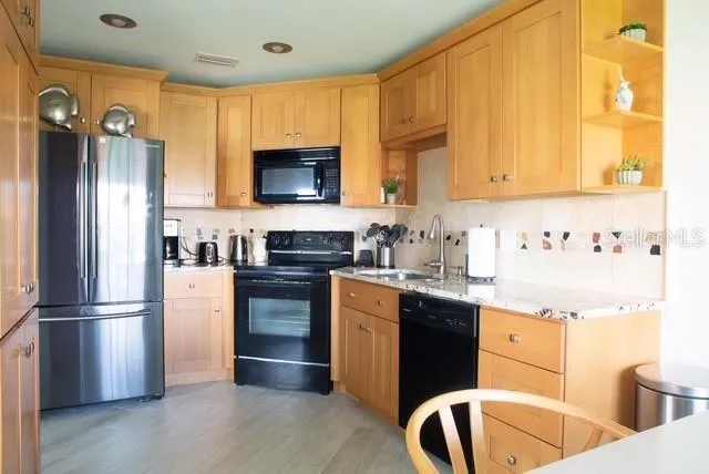 1515 PINELLAS BAYWAY S #26 St Petersburg, FL 33715