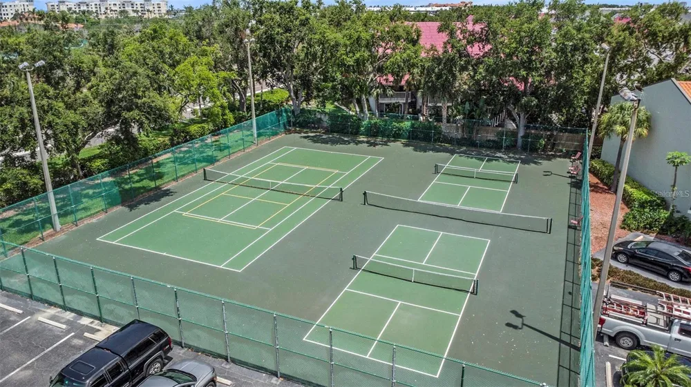 1515 PINELLAS BAYWAY S #26 St Petersburg, FL 33715