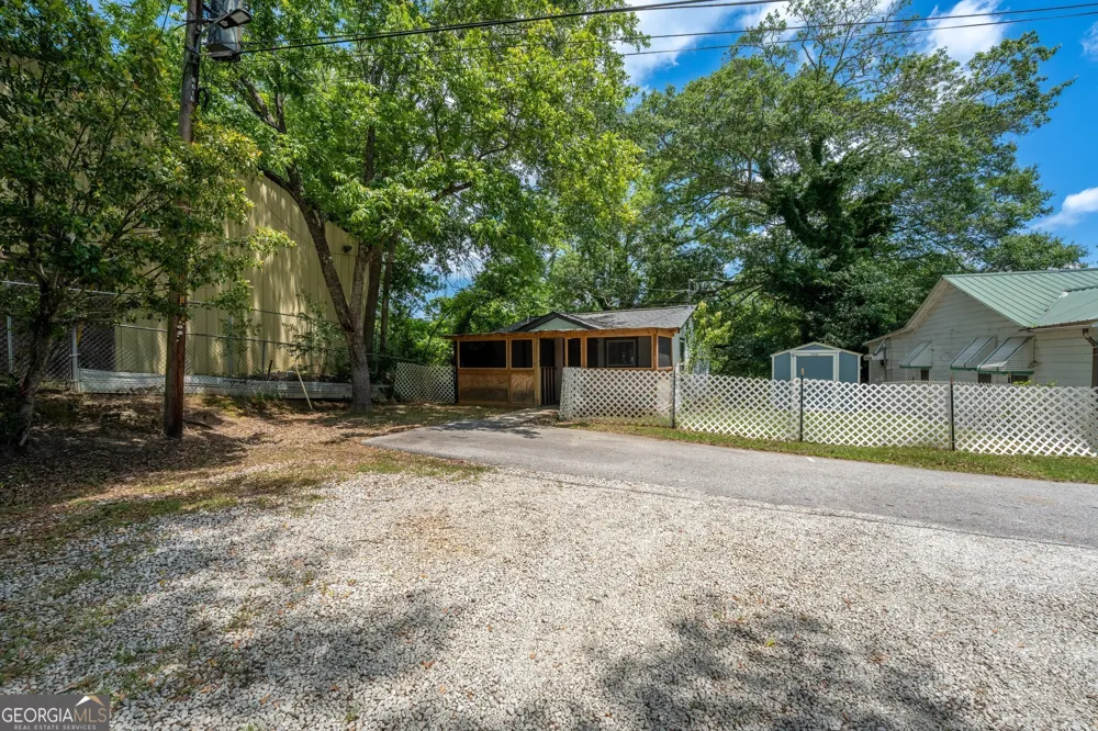 128 Branch ST Toccoa, GA 30577